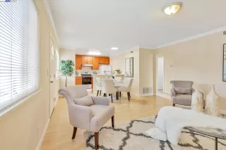 Photo #6: 41030744 Listing