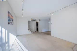 Photo #3: 41030767 Listing 