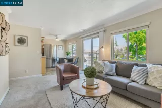 Photo #4: 41030777 Listing