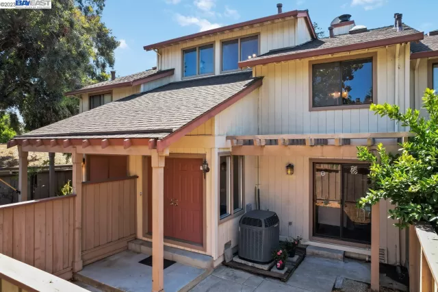 MLS: 41030835 Condo For Sale