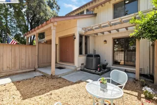 Photo #6: 41030835 Listing