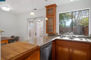 Photo #6: 41030894 Listing