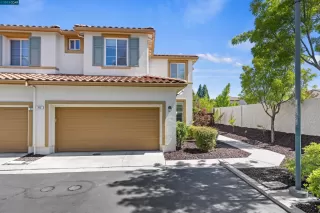 Photo #2: 41030901 Listing 