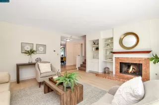 Photo #4: 41030918 Listing 