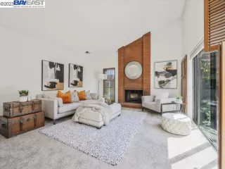 Photo #2: 41030958 Listing 