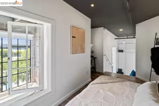 Photo #5: 41030969 Listing