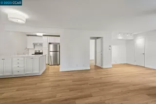 Photo #1: 41030990 Listing 