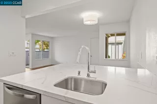 Photo #6: 41030990 Listing 