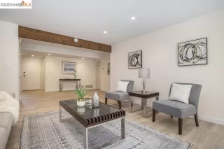 Photo #1: 41031007 Listing