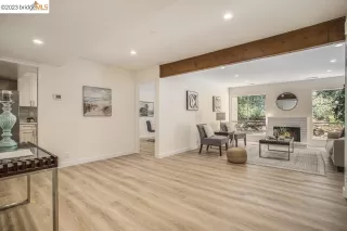 Photo #3: 41031007 Listing