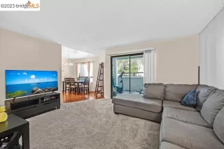 Photo #4: 41031011 Listing 