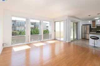Photo #2: 41031038 Listing