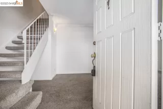 Photo #4: 41031063 Listing 