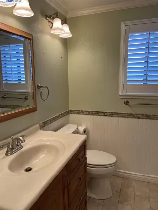 Photo #5: 41031103 Listing 