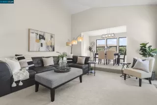 Photo #2: 41031233 Listing