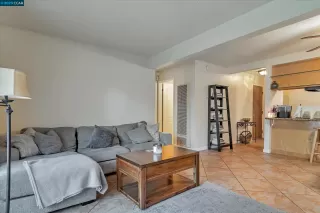 Photo #3: 41031259 Listing