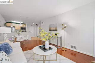 Photo #2: 41031279 Listing 