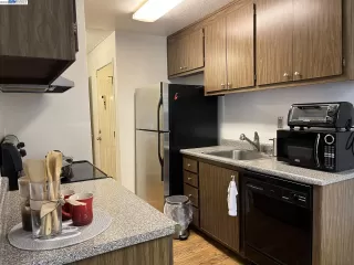 Photo #6: 41031290 Listing