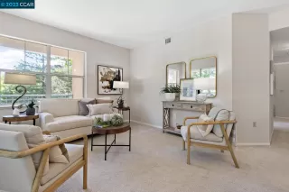 Photo #2: 41031306 Listing