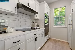 Photo #5: 41031306 Listing