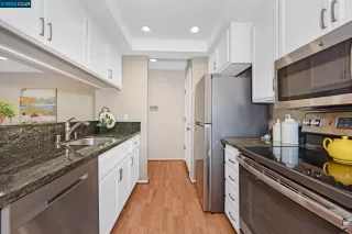 Photo #6: 41031350 Listing