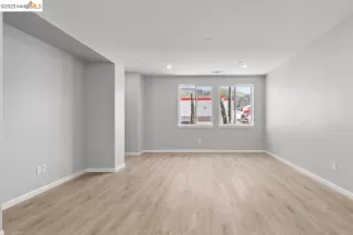 Photo #5: 41031427 Listing