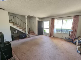 Photo #3: 41031433 Listing