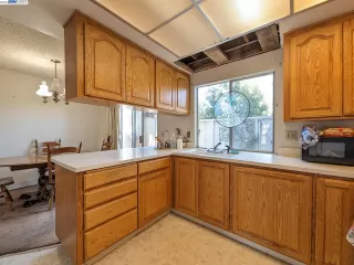 Photo #5: 41031433 Listing