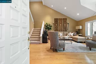 Photo #4: 41031460 Listing