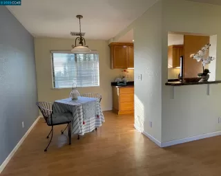 Photo #4: 41031475 Listing