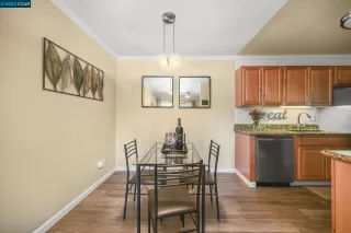 Photo #2: 41031770 Listing 
