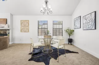 Photo #5: 41031778 Listing