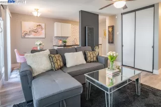 Photo #2: 41031856 Listing 