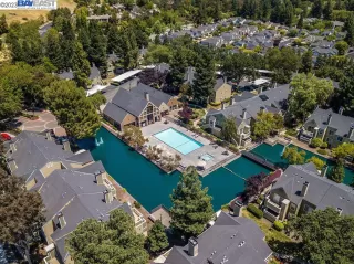 Photo #1: 41031858 Listing