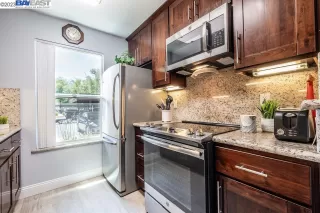 Photo #5: 41031858 Listing
