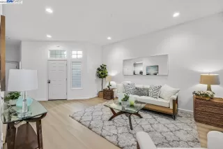 Photo #4: 41031872 Listing