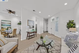 Photo #5: 41031872 Listing