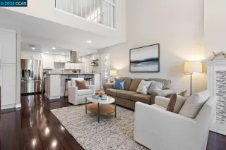 Photo #5: 41031932 Listing