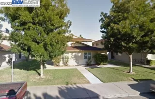 Photo #3: 41032012 Listing