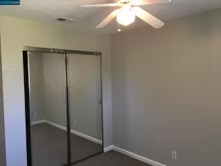 Photo #6: 41032125 Listing