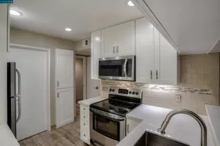 Photo #4: 41032134 Listing