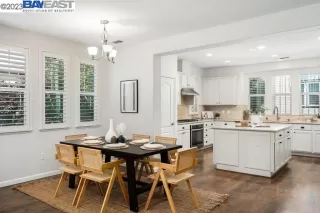 Photo #5: 41032143 Listing 