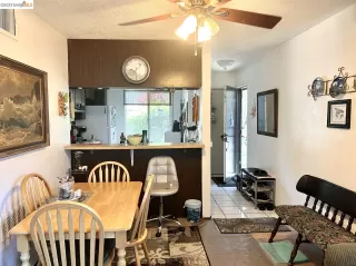 Photo #4: 41032166 Listing