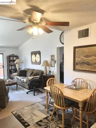 Photo #5: 41032166 Listing