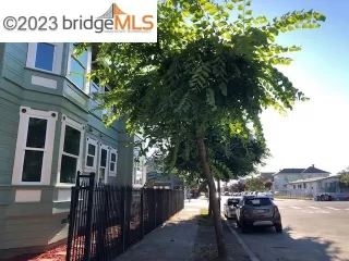 Photo #4: 41032177 Listing