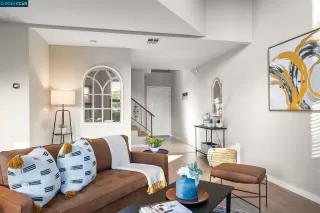 Photo #3: 41032202 Listing