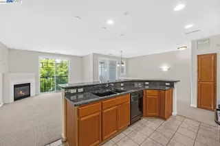 Photo #6: 41032215 Listing