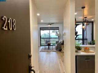 Photo #4: 41032231 Listing