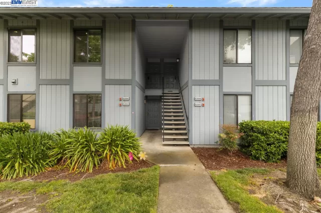 MLS: 41032257 Condo For Sale