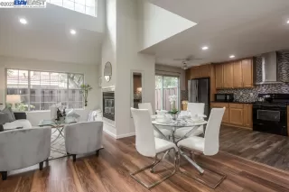 Photo #6: 41032271 Listing